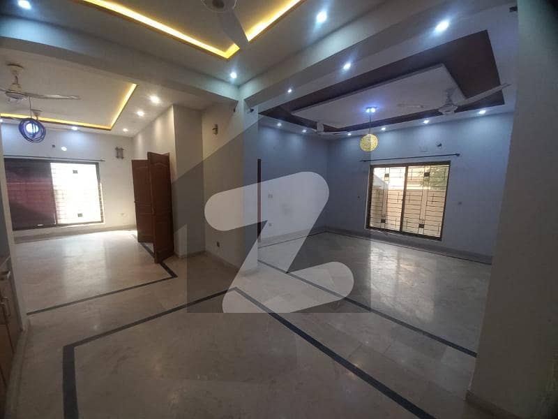 10 Marla House Available For Rent In Bahria Town Lahore.
