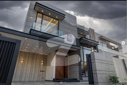 100% ORIGINAL PICTURE 10 BRAND NEW MODERN HOUSE NEAR TO Y BLOCK MARKET