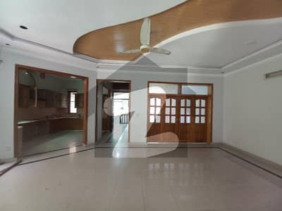 10 Marla Outclass Prime Location House For Rent In Johar Town G-1 Block