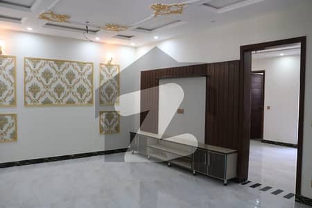 10 MARLA LOWER PORTION AVAILABLE FOR RENT IN PU PHASE 2