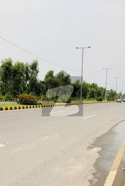10 Marla Plot Best Location For Sale M3Ext In Lake City Lahore.