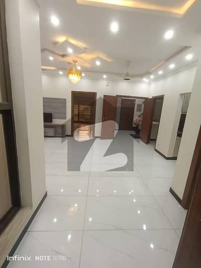 10 Marla upper portion available for rent in ghulbahar block bahria town lahore