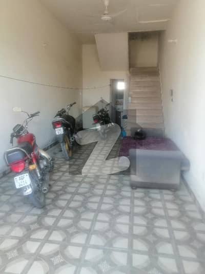 ویلینشیاء ہاؤسنگ سوسائٹی لاہور میں 3 کمروں کا 4 مرلہ مکان 1.8 کروڑ میں برائے فروخت۔