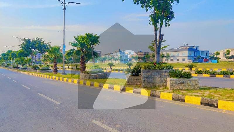 ONE KANAL MAIN DOUBLE ROAD PLOT FOR SALE