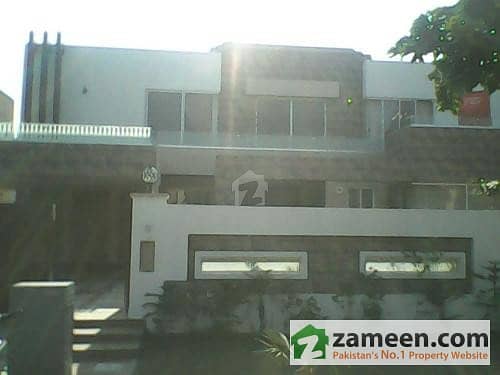 2 Kanal Brand New 150 Feet Road Luxurious Furnished House With Basement For Sale
