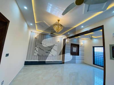5 Marla Brand Attractive New House for sale in Jinnah ext block Bahria Town Lahore