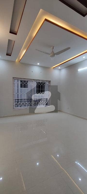 Bahria Enclave Islamabad 1 Kanal Brand New Designer Upper Portion For Rent Fully Develop Sector