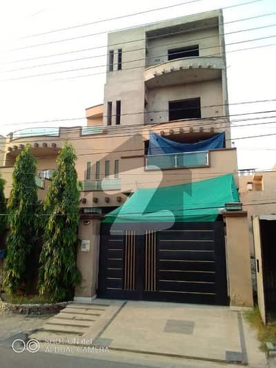 آرکیٹیکٹس انجنیئرز سوسائٹی ۔ بلاک ڈی آرکیٹیکٹس انجنیئرز ہاؤسنگ سوسائٹی,لاہور میں 7 کمروں کا 10 مرلہ مکان 3.8 کروڑ میں برائے فروخت۔