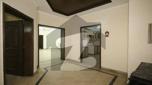 1 Kanal Upper Portion Available For Rent In Phase 3