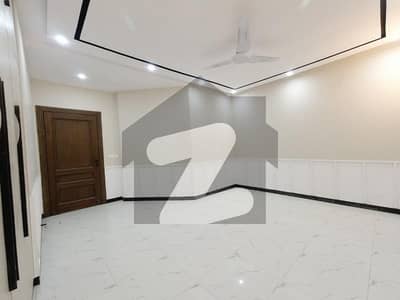 ای ۔ 11 اسلام آباد میں 5 کمروں کا 12 مرلہ مکان 8.5 کروڑ میں برائے فروخت۔