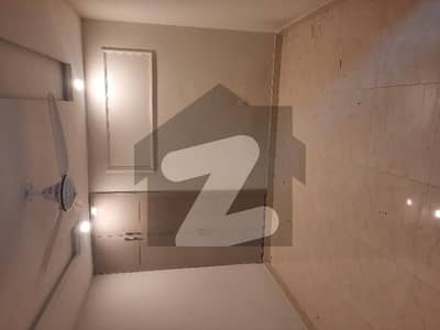 فیصل ٹاؤن - ایف ۔ 18 اسلام آباد میں 1 کمرے کا 1 مرلہ کمرہ 15.0 ہزار میں کرایہ پر دستیاب ہے۔