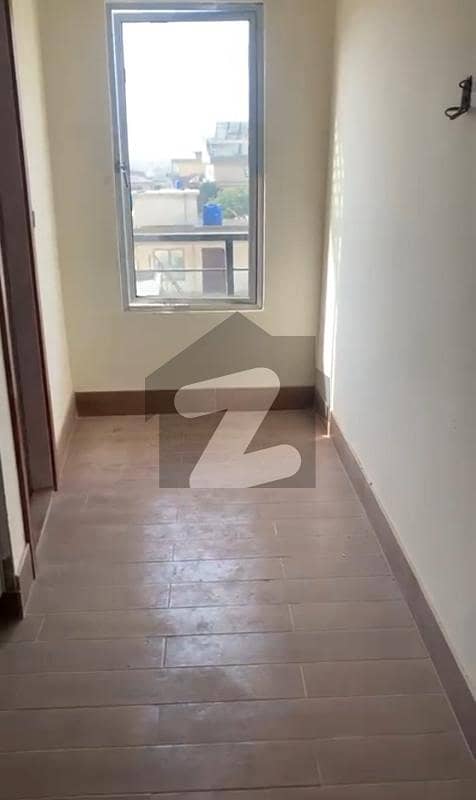Main Peshawar Road, Rafay Mall Building Flat 40, 4th Floor