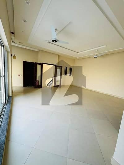 1 Kanal Full House For Rent In Dha Phase 5