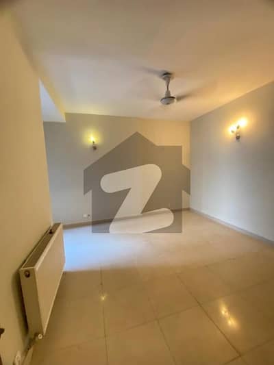 4 Bed Unfurnished Apartment For Rent