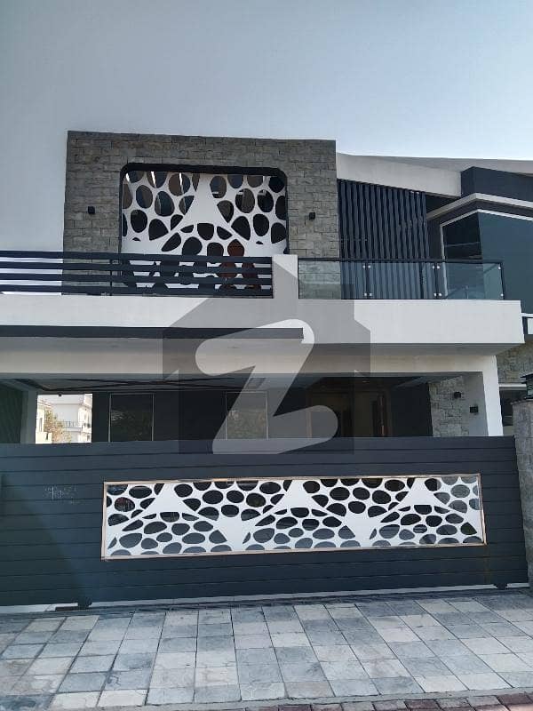 1 Kanal Brand New Designer House For Sale In Sector C