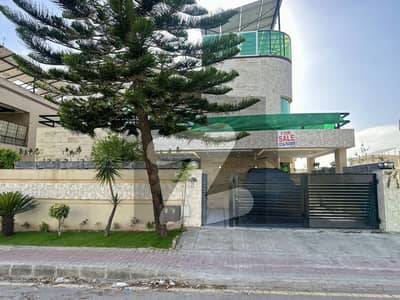 بحریہ ٹاؤن فیز 2 بحریہ ٹاؤن راولپنڈی,راولپنڈی میں 6 کمروں کا 1 کنال مکان 9.25 کروڑ میں برائے فروخت۔ بحریہ ٹاؤن فیز 2 بحریہ ٹاؤن راولپنڈی,راولپنڈی میں 6 کمروں کا 1 کنال مکان 9.25 کروڑ میں برائے فروخت۔