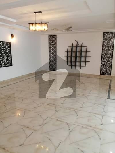 2 kanal house for Rent in F-7