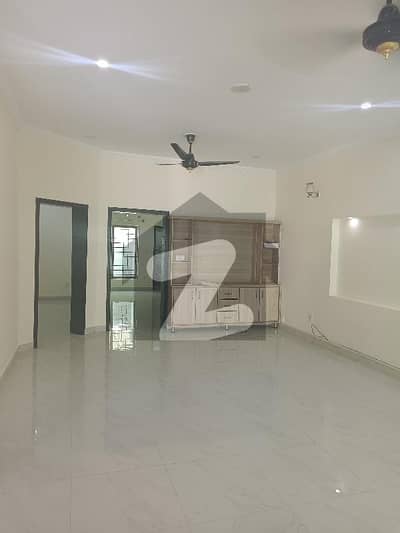 Bahria Town Phase 4 10 Marla Brand New House Available For Rent