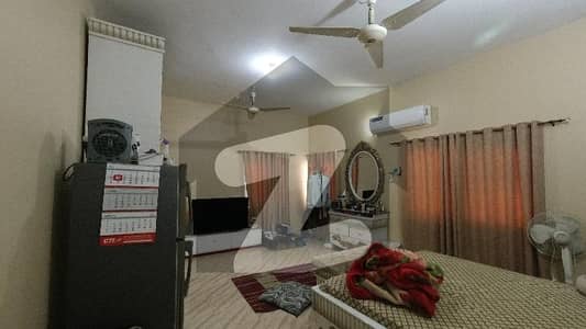 Corner 400 Square Yards House For Sale In Gulshan-E-Iqbal Town Corner 400 Square Yards House For Sale In Gulshan-E-Iqbal Town