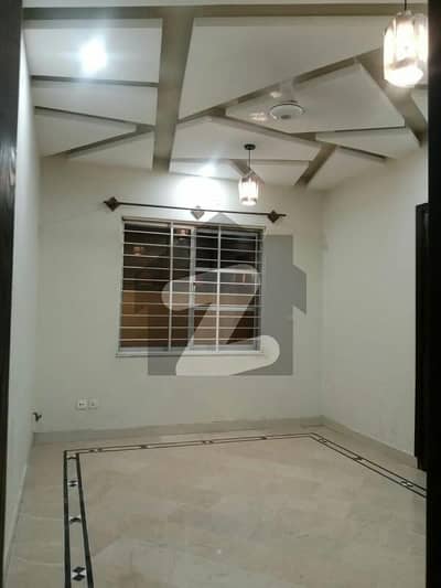 30x60 Gound Portion For Rent in G-13 Islamabad