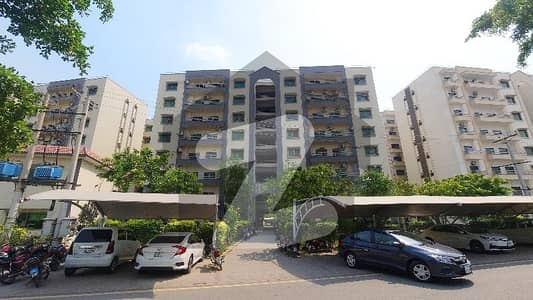 10 Marla 3 Bedroom Room Well maintained Apartment available For sale Best Location Askari 11 Lahore