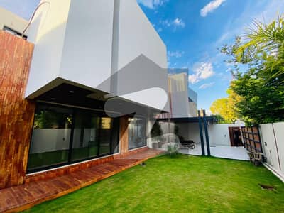 Brand New Ultra Modern House With Swimming Pool Available For Sale