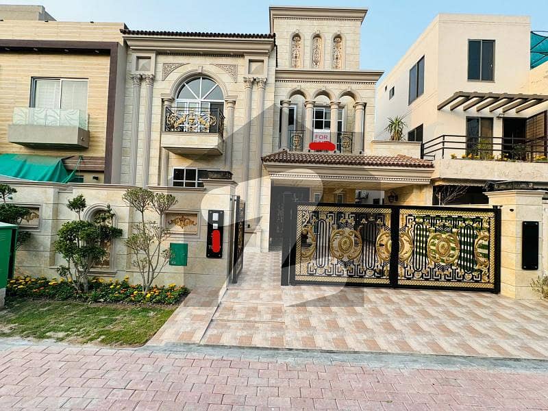 10 MARLA SPINSH HOUSE FOR SALE IN TULIP BLOCK SECTOR C BAHRIA TOWN LAHORE