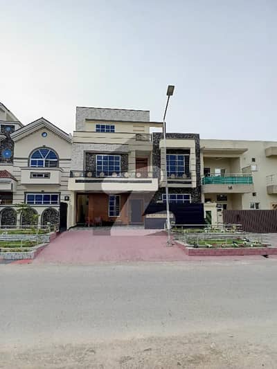 35x70 (10Marla)Brand New Modren Luxury House Available For sale in G_13 Rent value 2.5lakh Front open