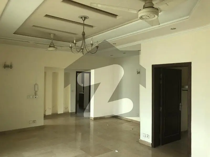 2 Beds 1 Kanal Upper Portion Prime Location For Rent In DHA Phase 5 Lahore