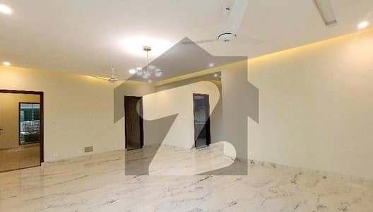 10 Marla Spacious Flat Available In Askari 11 - Sector D For sale
