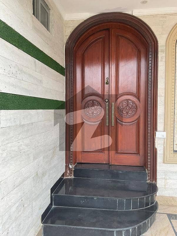 10 Marla Brand New Lavish House With Basement For Sale Direct Meeting With Owner In Park View City Lahore.