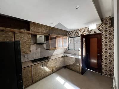 10 Marla Eden House Available For Rent In Lake City Lahore