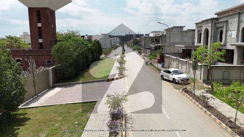 5 MARLA NEW DEAL PREMIER LIVING PLOTS AVAILABLE FOR SALE IN ETIHAD TOWN PHASE 1