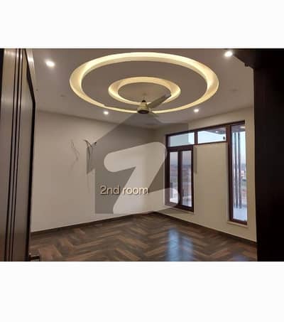 flat for sale in green avenew rose tower