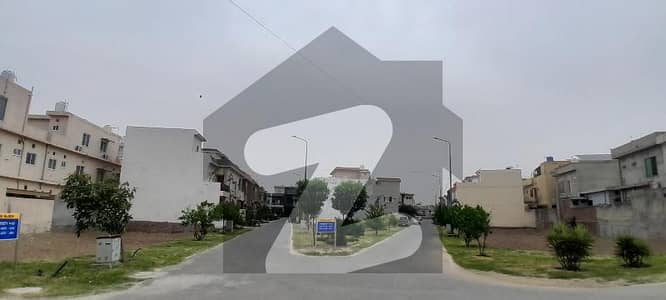 پارک ویو سٹی ۔ کرسٹل بلاک پارک ویو سٹی,لاہور میں 5 مرلہ رہائشی پلاٹ 49.0 لاکھ میں برائے فروخت۔