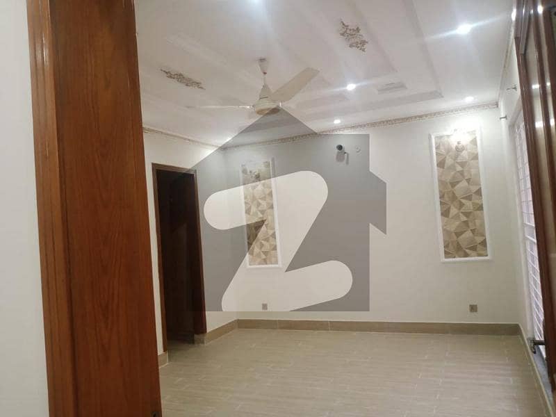 1 Kanal Upper Portion For Rent In Paragon City Lahore