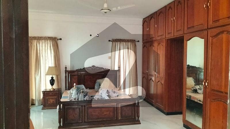 2 Kanal fully bungalow fully furnished for rent DHA phase 2