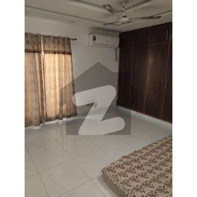 10 Marla Portion For Rent, Punjab Cooperative Hosing Society