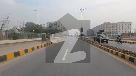 ڈی ایچ اے فیز 6 - بلاک ایل فیز 6,ڈیفنس (ڈی ایچ اے),لاہور میں 1 کنال رہائشی پلاٹ 6.1 کروڑ میں برائے فروخت۔