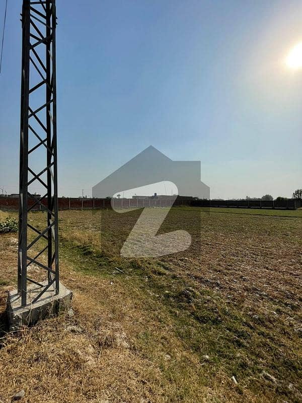 8 Kanal Land, Farm House Plot For Sale in Bedian Road
Electricity Available
direct approach main road