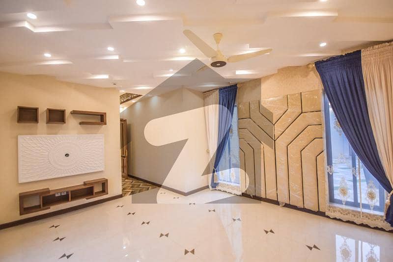 1 kanal upper portion House For rent Outstanding Location Near Park 1 kanal upper portion House For rent Outstanding Location Near Park