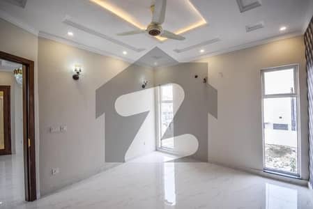 2250 Square Feet Upper Portion Is Available In Dha Phase 4