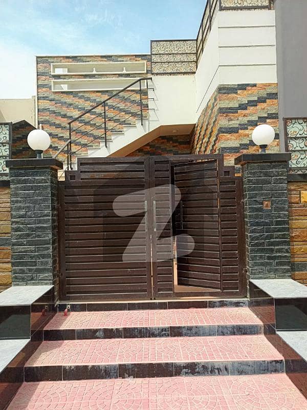 صائمہ لگژری ہومز کراچی میں 5 کمروں کا 6 مرلہ مکان 2.65 کروڑ میں برائے فروخت۔