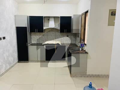Well Maintained 2-Bedrooms Apartment for Sale Big Bukhari Commercial 3rd Floor with Lift