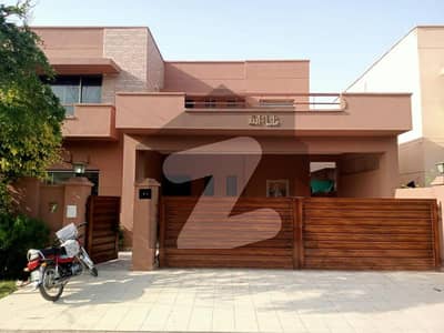 17 Marla SU House 4 Bedroom Available For Rent In Askari 10 Sector-F Lahore Cantt