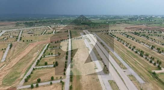 8marla plot for sale in DHA Valley Islamabad Sector Bluebell 1st Ballot with Possession Letter