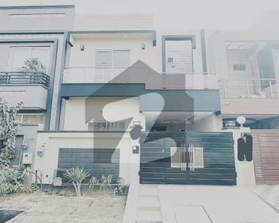 5 Marla House For Rent In DHA 9 Town