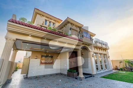 1 KANAL MODERN HOUSE PROPERTY IS AVAILABLE FOR SALE IN DHA PHASE 7