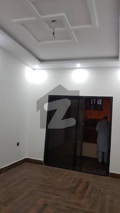 پی ای سی ایچ ایس بلاک 6 پی ای سی ایچ ایس,جمشید ٹاؤن,کراچی میں 4 کمروں کا 7 مرلہ مکان 2.8 کروڑ میں برائے فروخت۔