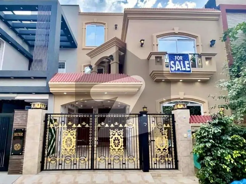 5 Marla Brand New Lavish House For Sale In Sector C Demand 2.20 Caror